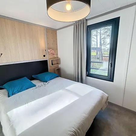 Jullouville: 4 Pers, Proche Plage, Piscine Chauffée - Fr-1-361-534 Chalet *