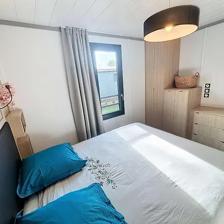 شاليه Jullouville: 4 Pers, Proche Plage, Piscine Chauffee - Fr-1-361-534 *