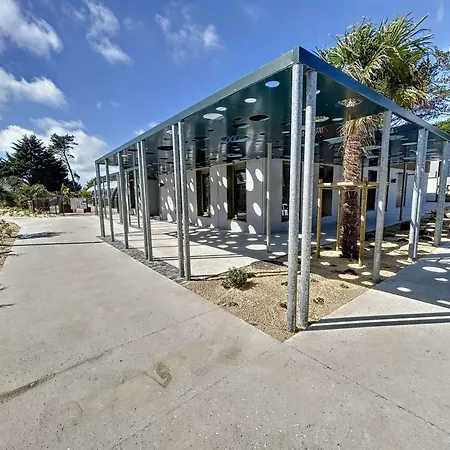 Elegant A : Plage, Terrasse, Piscine Chauffee, 4 Couchages - Fr-1-361-534 Jullouville-les-Pins