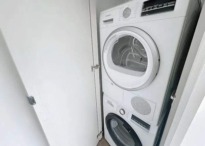 Chalé Jullouville: 4 Pers, Proche Plage, Piscine Chauffee - Fr-1-361-534