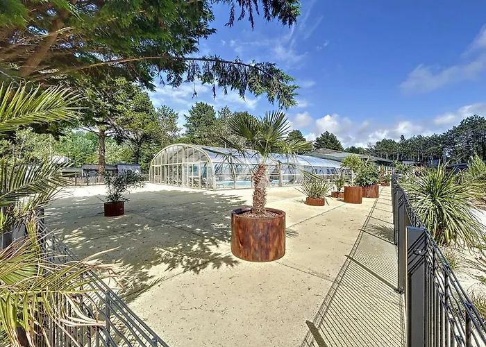 Jullouville: 4 Pers, Proche Plage, Piscine Chauffee - Fr-1-361-534 Jullouville-les-Pins