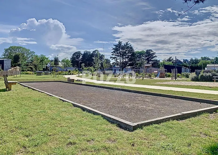 Chalé Jullouville: 4 Pers, Proche Plage, Piscine Chauffee - Fr-1-361-534